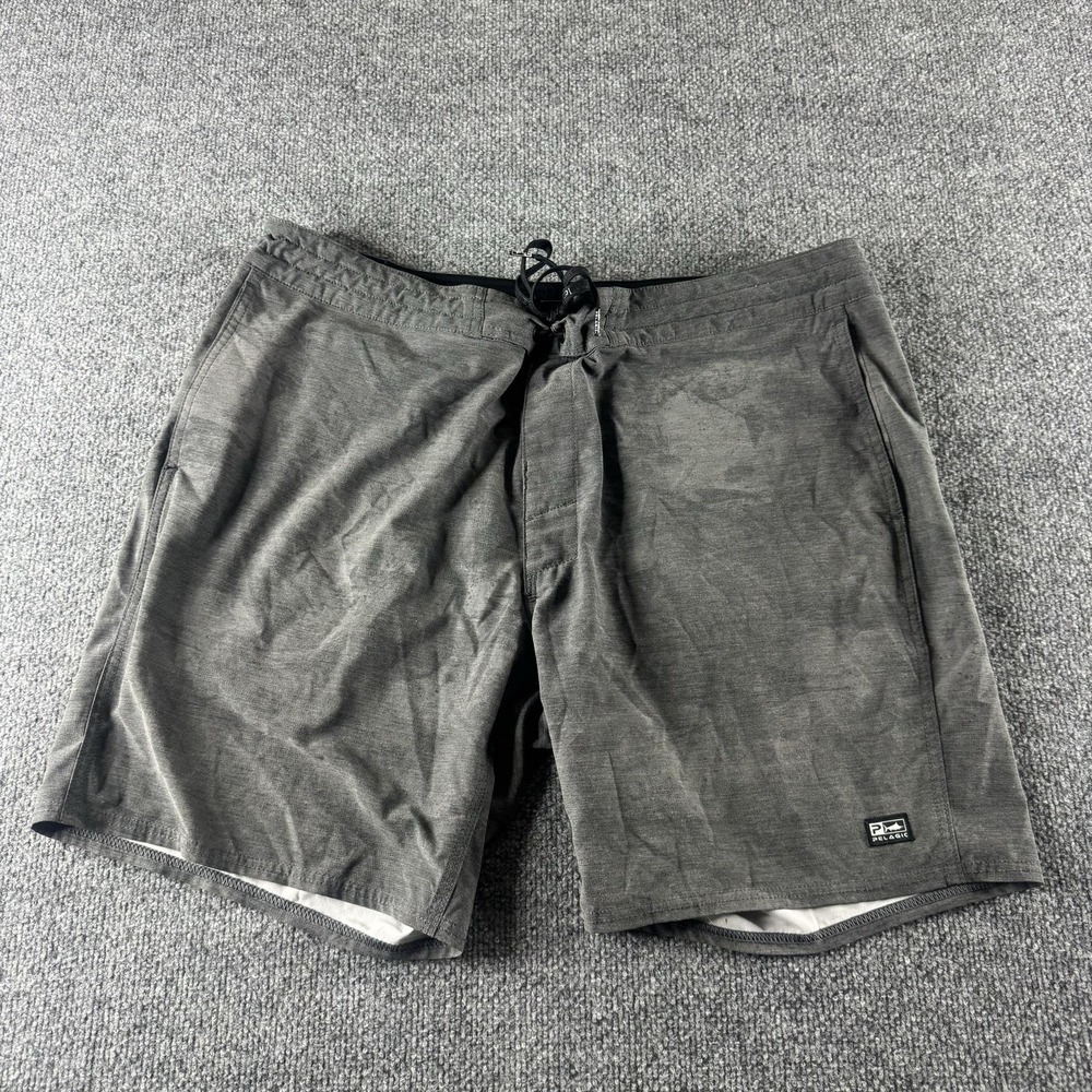 Pelagic Swim Shorts Mens 38 Gray Camo 9 Inseam Stretch Fishing Board Trunks